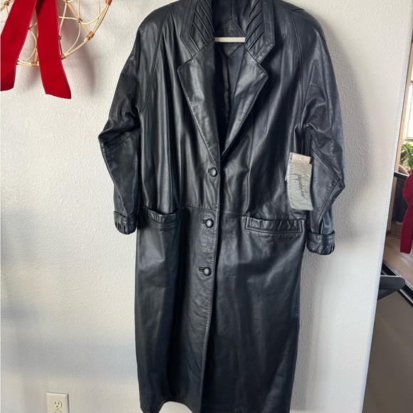 Jacqueline Ferrar Jackets & Blazers - Jacqueline Ferrar Black Leather Trench Coat
